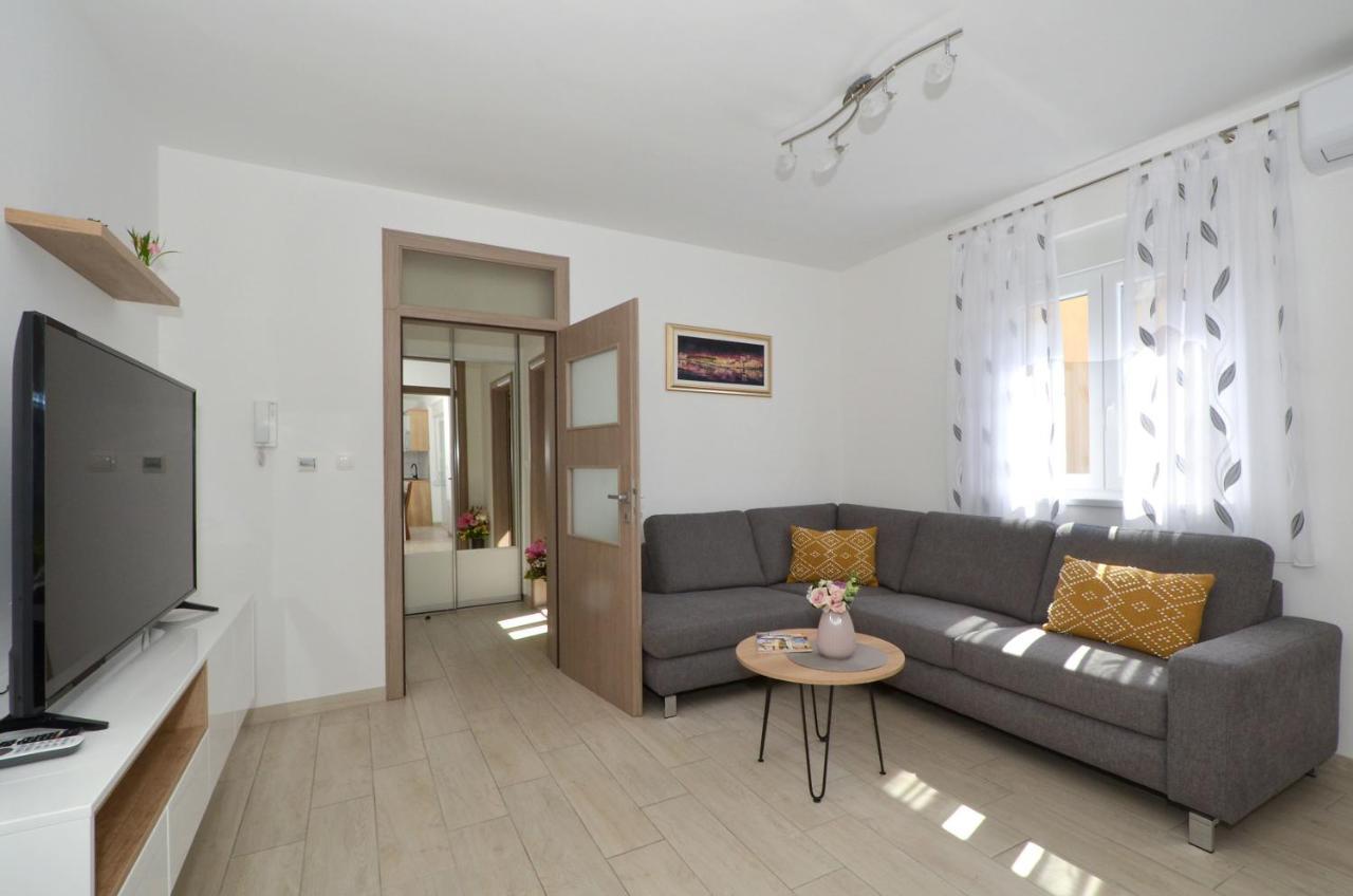Apartman "Mary" Trogir Ngoại thất bức ảnh